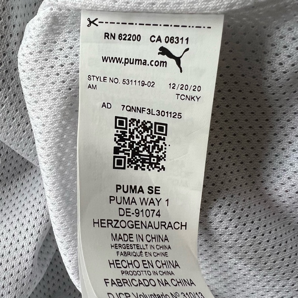 PUMA Men's BMW Motorsport Woven Hooded Jacket White - Picture 11 of 12